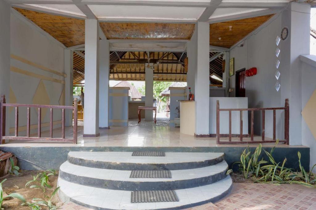 典藏o 1651普尔纳玛海滩酒店 Kuta  外观 照片